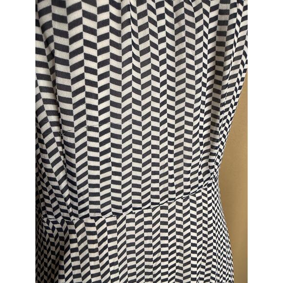 LK Bennett Addison Dress 2 - Picture 9 of 14